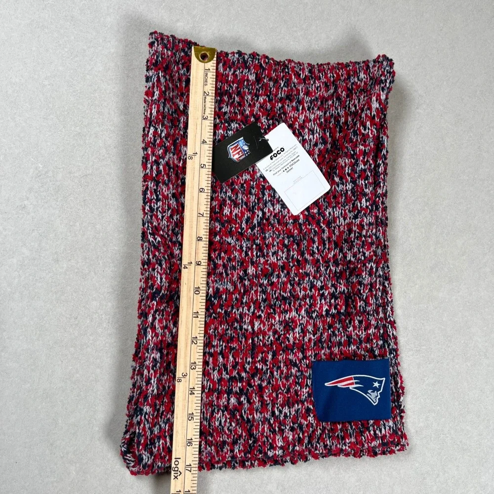 New England Patriots FOCO Infinity Scarf Unisex OS Red Blue NFL Knit Logo Patch